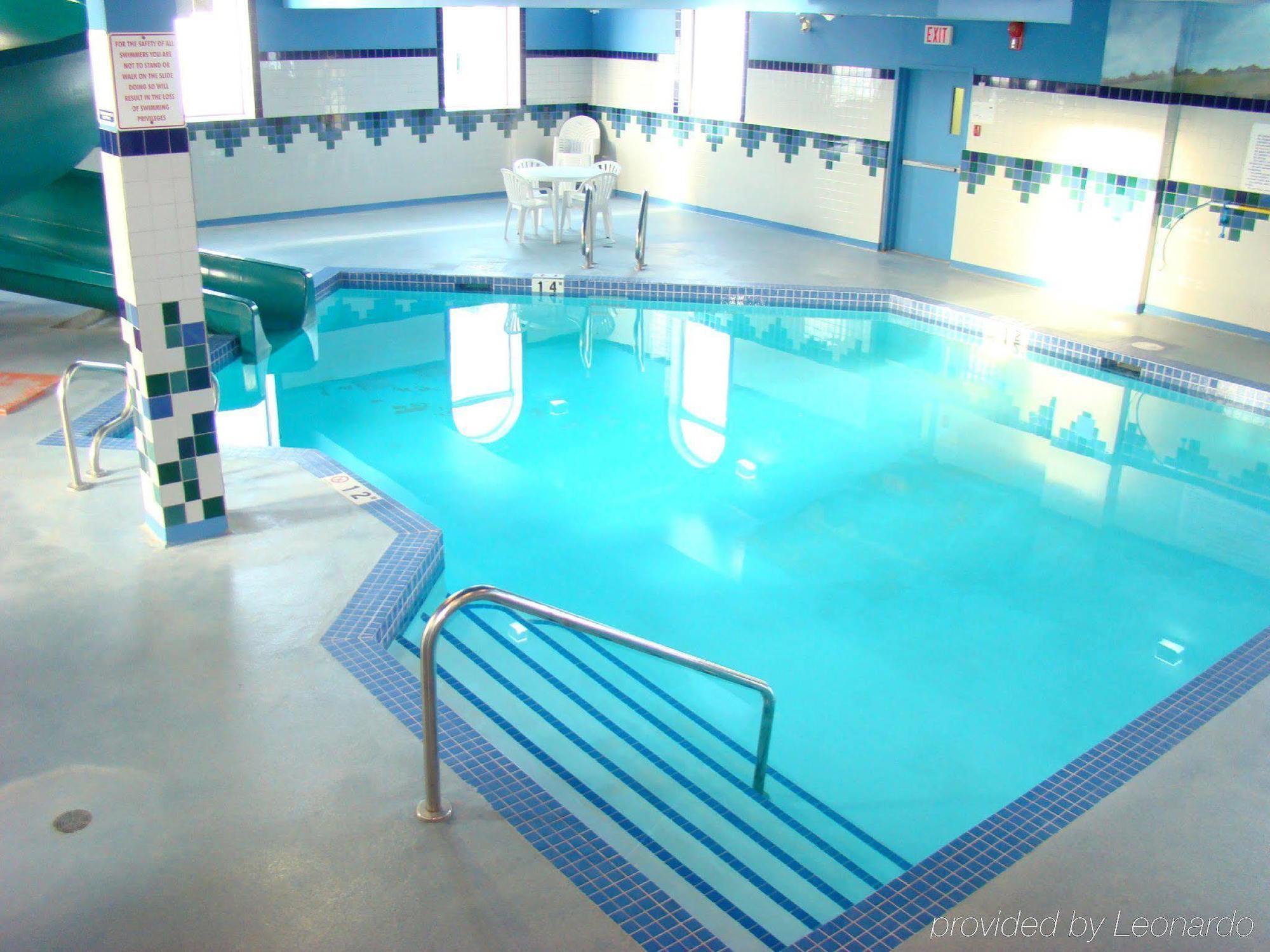 Service Plus Inns And Suites Grande Prairie Instalações foto